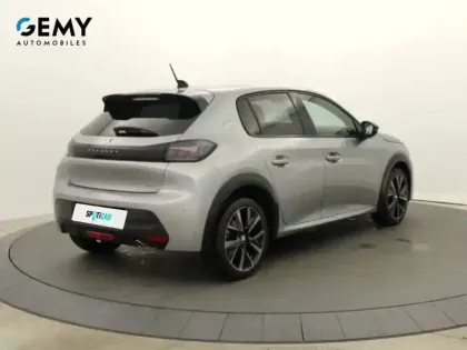 Photo 17 Peugeot 208  PureTech 100 S&S EAT8