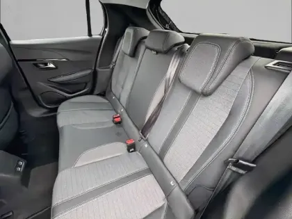 Photo 33 Peugeot 208  PureTech 100 S&S BVM6