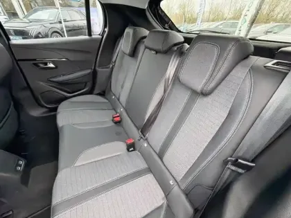 Photo 13 Peugeot 208  PureTech 100 S&S BVM6