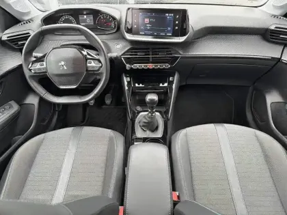 Photo 9 Peugeot 208  PureTech 100 S&S BVM6