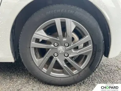 Photo 11 Peugeot 208  BlueHDi 100 S&S BVM6