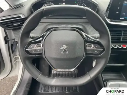 Photo 16 Peugeot 208  BlueHDi 100 S&S BVM6