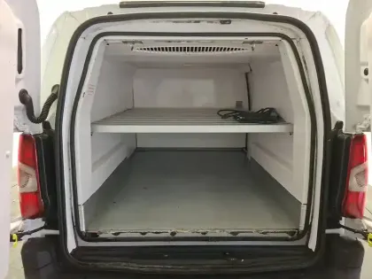 Photo 8 Peugeot Partner  FOURGON LONG 950 KG BLUEHDI 100 S&S BVM5