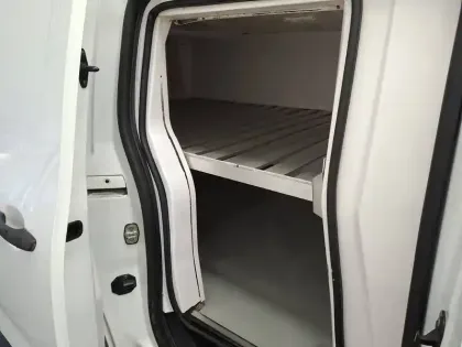 Photo 48 Peugeot Partner  FOURGON LONG 950 KG BLUEHDI 100 S&S BVM5