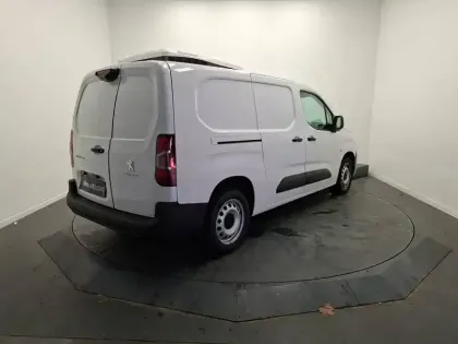 Photo 41 Peugeot Partner  FOURGON LONG 950 KG BLUEHDI 100 S&S BVM5
