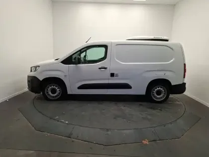 Photo 38 Peugeot Partner  FOURGON LONG 950 KG BLUEHDI 100 S&S BVM5