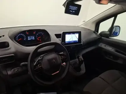 Photo 51 Peugeot Partner  FOURGON LONG 950 KG BLUEHDI 100 S&S BVM5