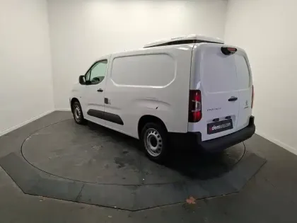 Photo 39 Peugeot Partner  FOURGON LONG 950 KG BLUEHDI 100 S&S BVM5