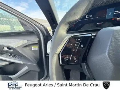 Photo 103 Peugeot 3008  Hybrid 136 e-DCS6