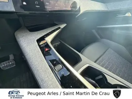 Photo 99 Peugeot 3008  Hybrid 136 e-DCS6