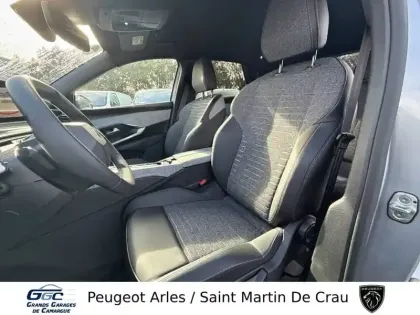 Photo 88 Peugeot 3008  Hybrid 136 e-DCS6