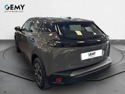 Photo 6 Peugeot 2008  Electrique 50 kWh 136 ch