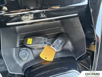 Photo 11 Peugeot 2008 Gén. II Ph1 NG GT 5