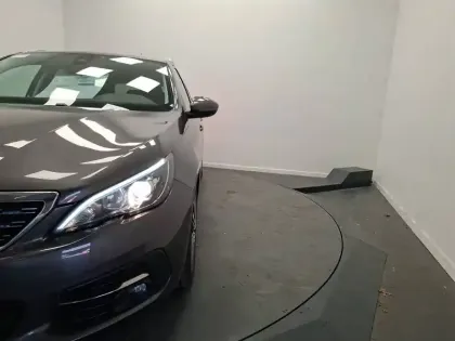 Photo 36 Peugeot 308  SW BlueHDi 130ch S&S BVM6