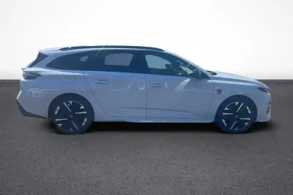 Photo 6 Peugeot 308  SW Hybrid 145 e-DCS6