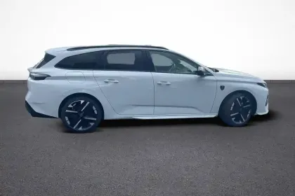 Photo 28 Peugeot 308  SW Hybrid 145 e-DCS6