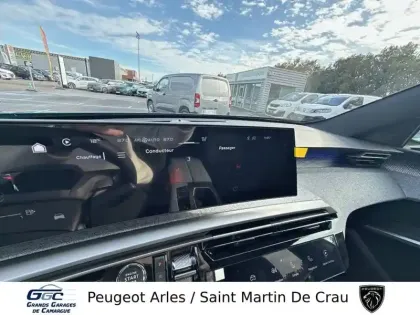 Photo 22 Peugeot 3008  Hybrid 145 e-DCS6