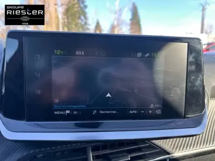 Photo 22 Peugeot 208  Electrique 50 kWh 136ch