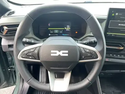 Photo 31 Dacia Duster  Hybrid 140