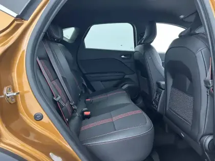 Photo 24 Renault Captur  E-Tech hybride 145