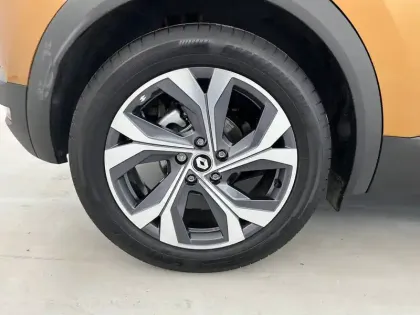 Photo 30 Renault Captur  E-Tech hybride 145