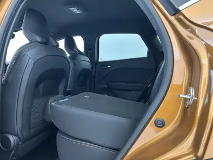 Photo 66 Renault Captur  E-Tech hybride 145