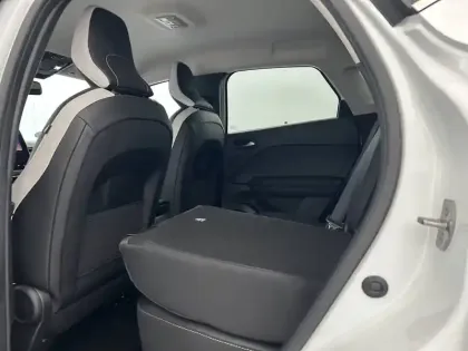 Photo 88 Renault Captur  E-Tech full hybrid 145