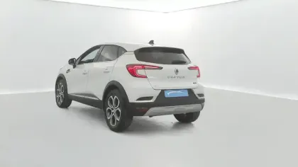 Photo 62 Renault Captur  E-Tech full hybrid 145