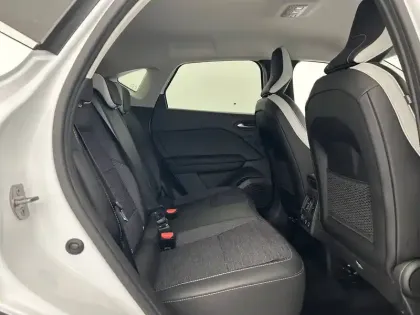 Photo 105 Renault Captur  E-Tech full hybrid 145