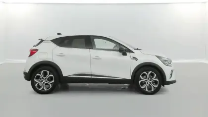 Photo 95 Renault Captur  E-Tech full hybrid 145