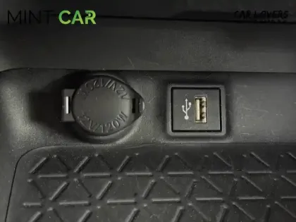 Photo 19 Toyota Rav4  Hybride Pro 218 ch 2WD