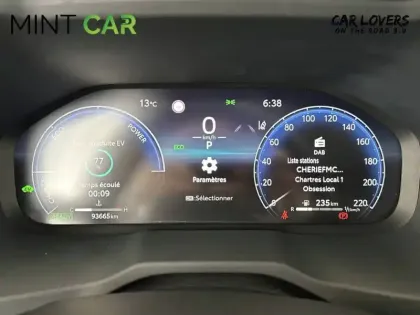 Photo 13 Toyota Rav4  Hybride Pro 218 ch 2WD