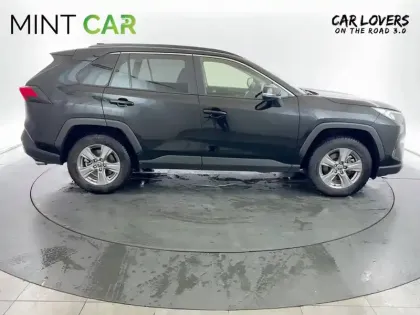 Photo 5 Toyota Rav4  Hybride Pro 218 ch 2WD