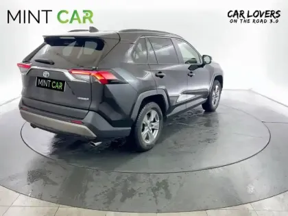 Photo 6 Toyota Rav4  Hybride Pro 218 ch 2WD