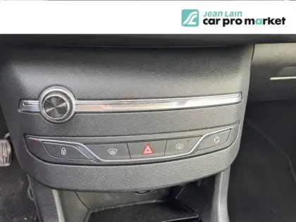 Photo 17 Peugeot 308  PureTech 110ch S&S BVM6