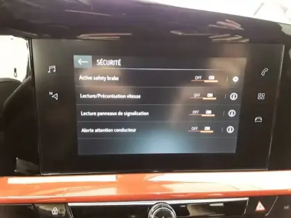 Photo 17 Opel Mokka  Electrique 136 ch & Batterie 50 kWh