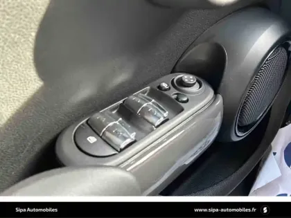 Photo 23 Mini Mini Hatch 5 Portes Cooper 136 ch DKG7