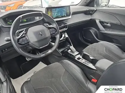 Photo 9 Peugeot 2008  PureTech 130 S&S EAT8