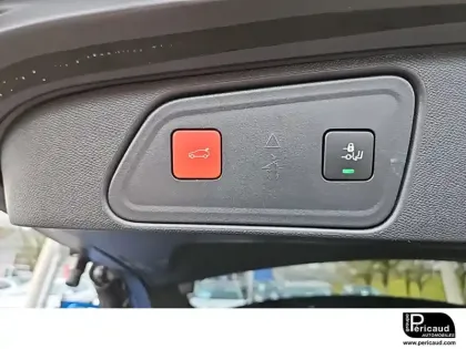 Photo 10 Peugeot 3008  Puretech 130ch S&S EAT8