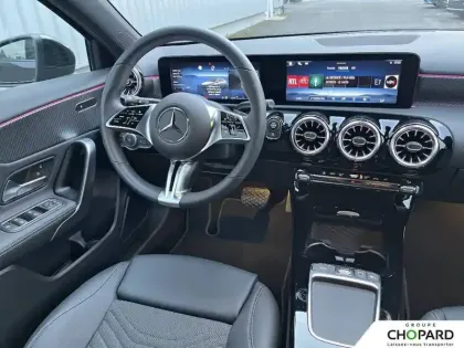 Photo 30 Mercedes Classe A  180 d 8G-DCT