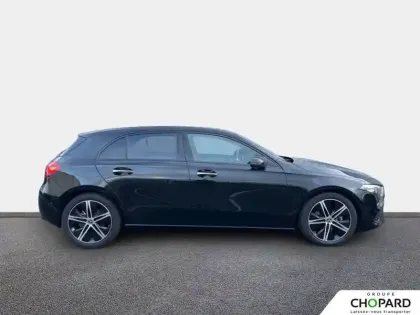 Photo 8 Mercedes Classe A  180 d 8G-DCT