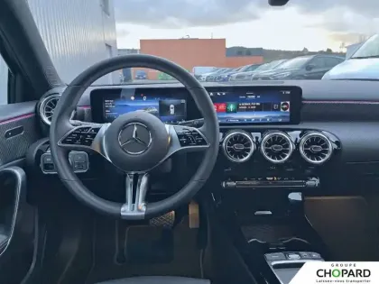 Photo 11 Mercedes Classe A  180 d 8G-DCT