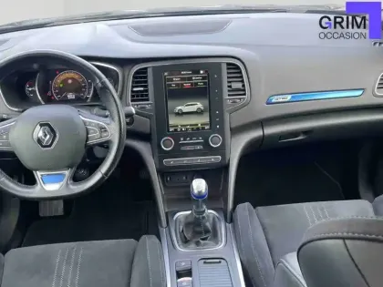 Photo 24 Renault Megane Mégane IV Berline TCe 140 FAP