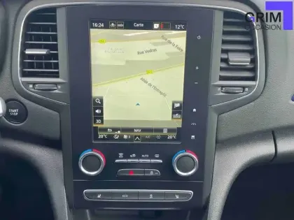 Photo 7 Renault Megane Mégane IV Berline TCe 140 EDC FAP