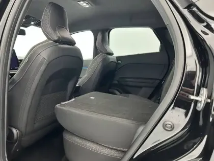 Photo 65 Renault Captur  E-Tech full hybrid 145 ch