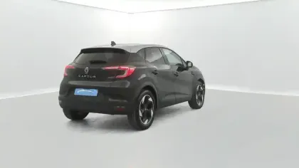Photo 59 Renault Captur  E-Tech full hybrid 145 ch