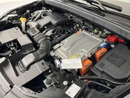 Photo 76 Renault Captur  E-Tech full hybrid 145 ch