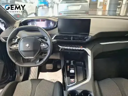 Photo 7 Peugeot 5008  Hybrid 136 e-DCS6