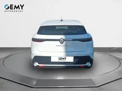 Photo 49 Renault Megane  E-Tech EV40 130ch standard charge
