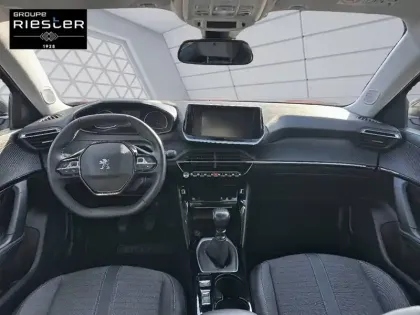 Photo 7 Peugeot 2008  PureTech 130 S&S BVM6